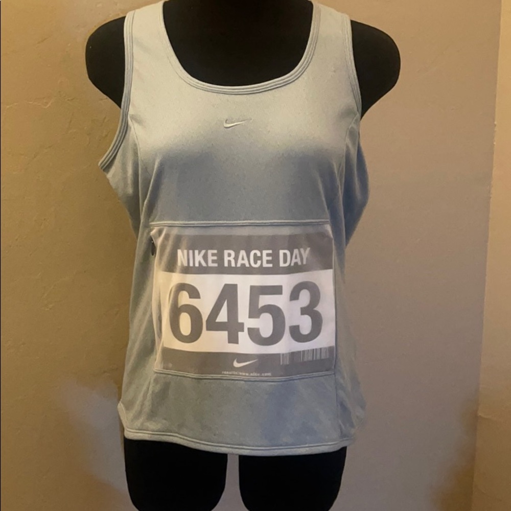 NWT Nike race bib tank sz M